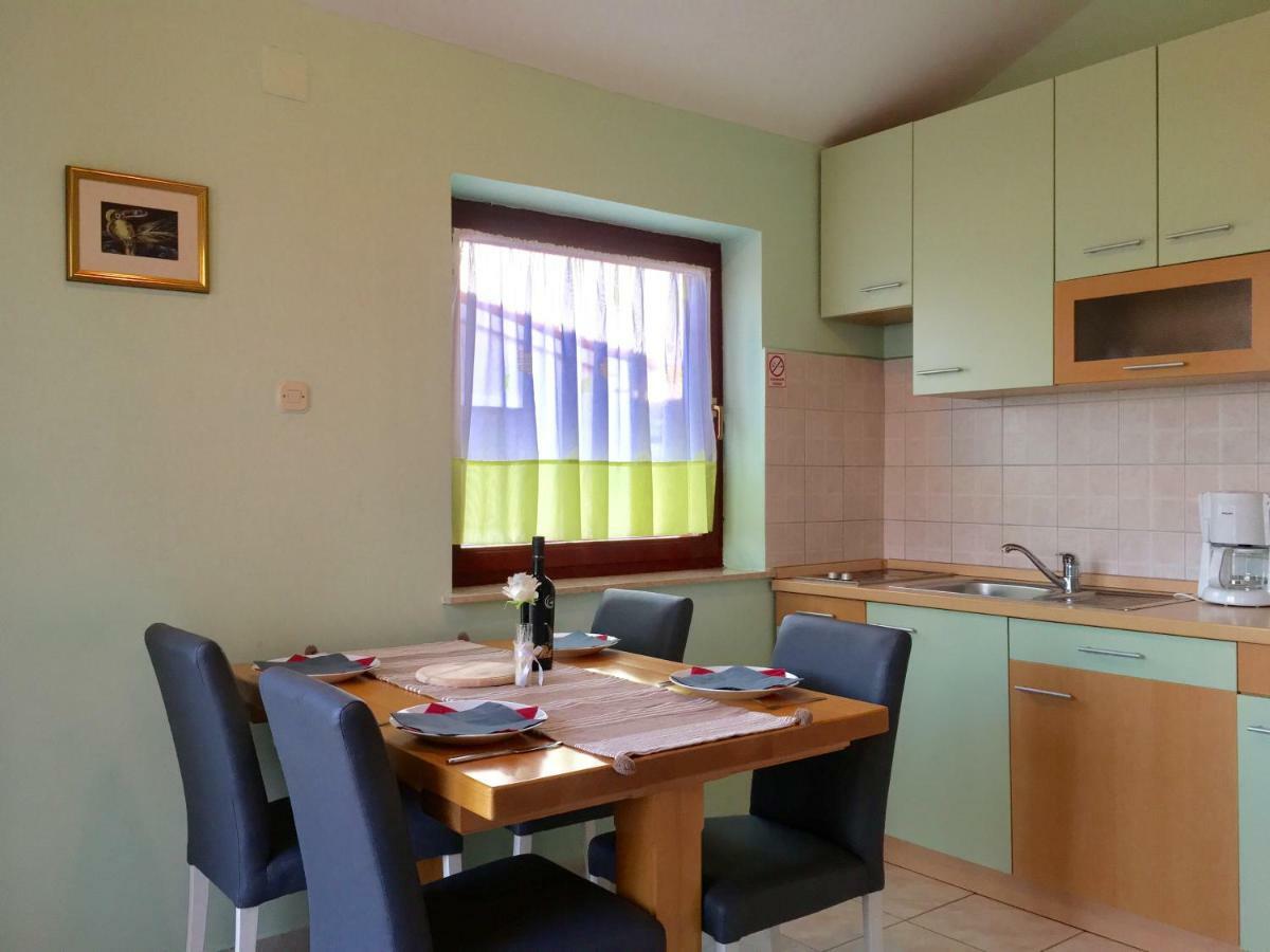 Lavender House Apartamento Maslenica Exterior foto